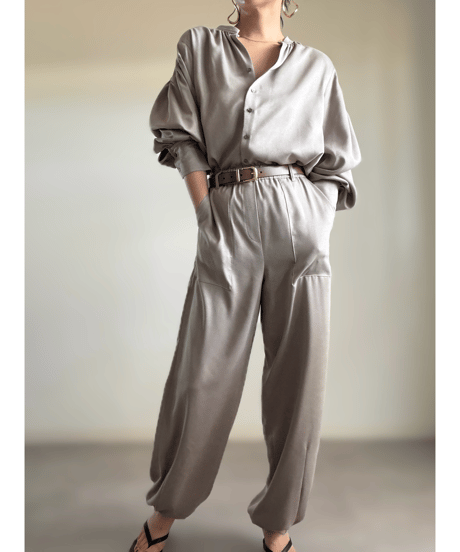 P44 / GRAY