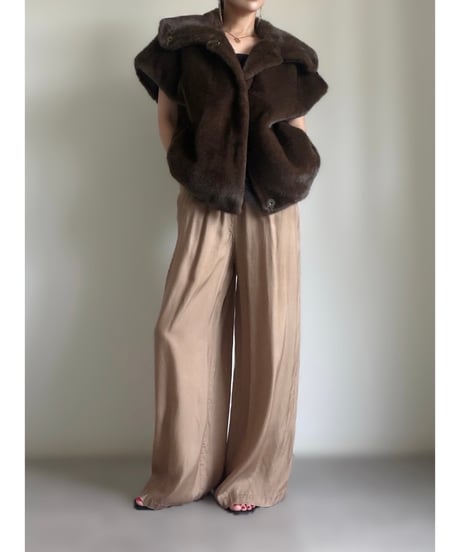 J63 / DARK BROWN