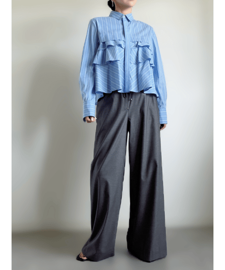 B63 / BLUE × WHITE