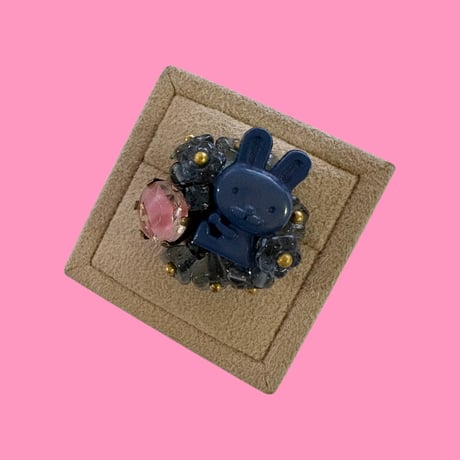 〖一点もの〗うさぎリング