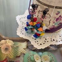 〖PIERCE･EARRINGS〗小花モチーフロングピアス・イヤリング　ブラックバージョン
