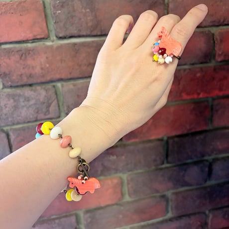 〖BRACELET〗ピンクうまこカラフルブレスレット