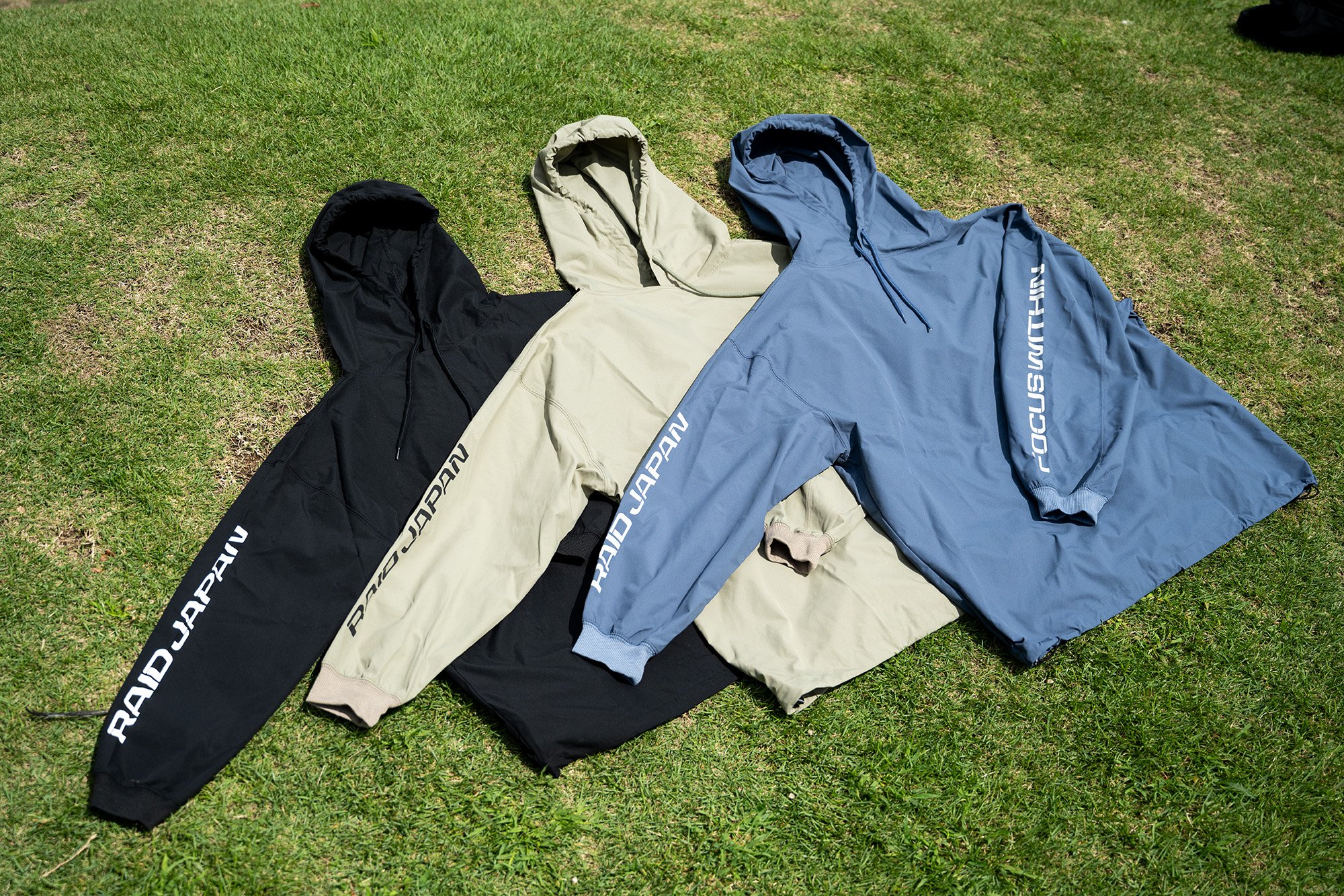 レイドジャパン　PULLOVER PISTE PULLOVER PISTE HOODIE | RAID JAPAN ONLINE STORE