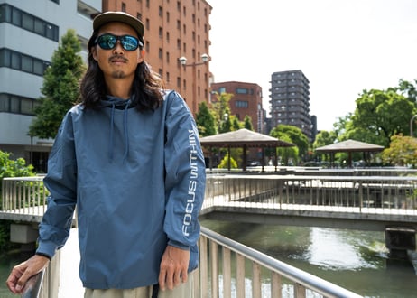 PULLOVER PISTE HOODIE