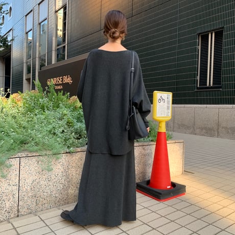 Vネック体系カバーニットセットアップ