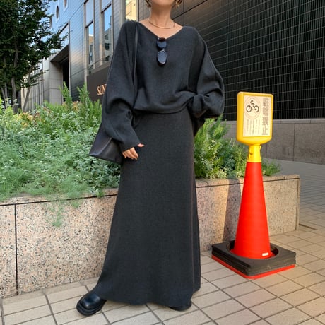 Vネック体系カバーニットセットアップ