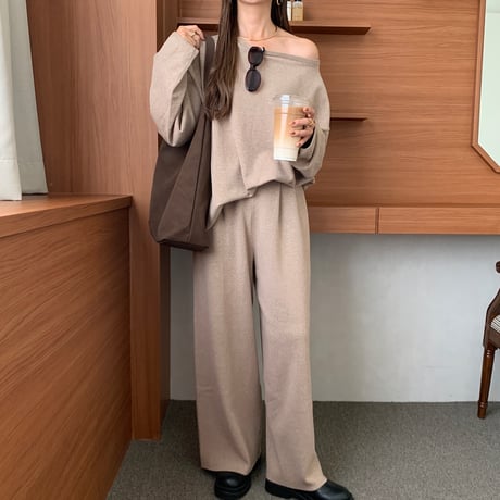 ンシンプルルーズオフショルニット