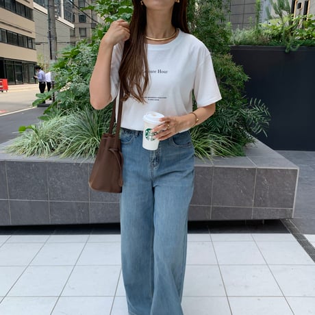 大人シンプルシアーロゴTシャツ