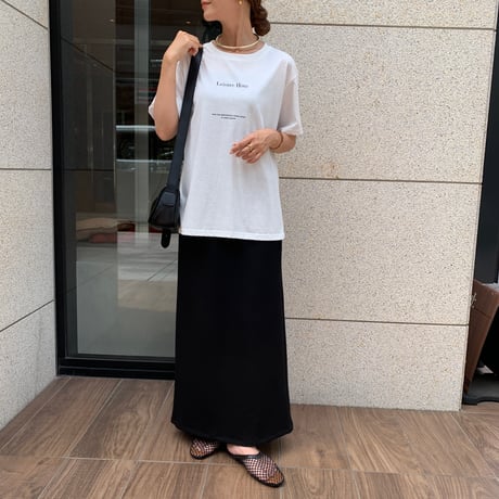 大人シンプルシアーロゴTシャツ