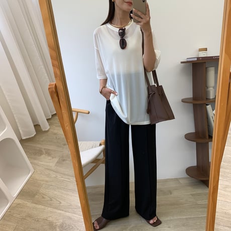 ストレートセンターシームワイドパンツ