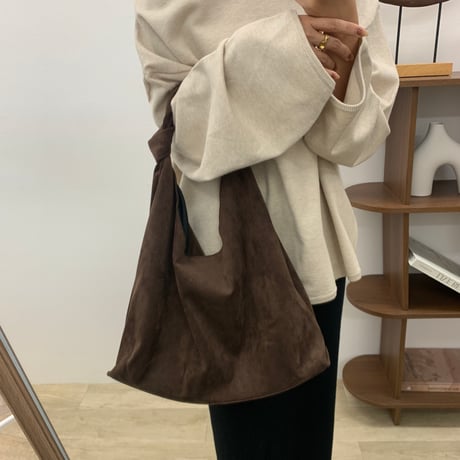 10/16入荷・柔らかスエードショルダーbag