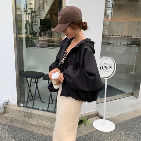 ボリュームスリーブフードブルゾン