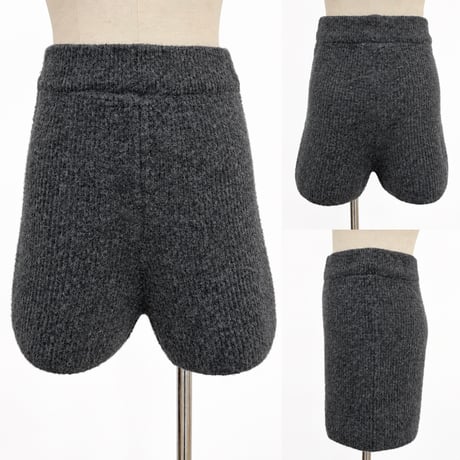 キーネックワッフルニットショートパンツセットアップ
