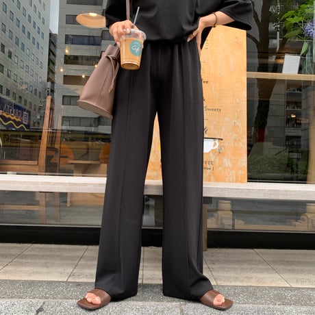 ストレートセンターシームワイドパンツ