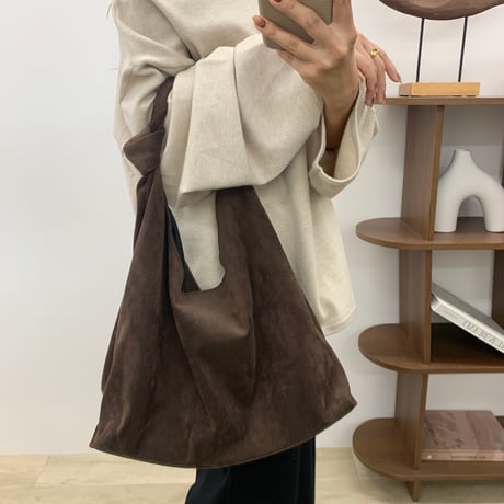 10/16入荷・柔らかスエードショルダーbag