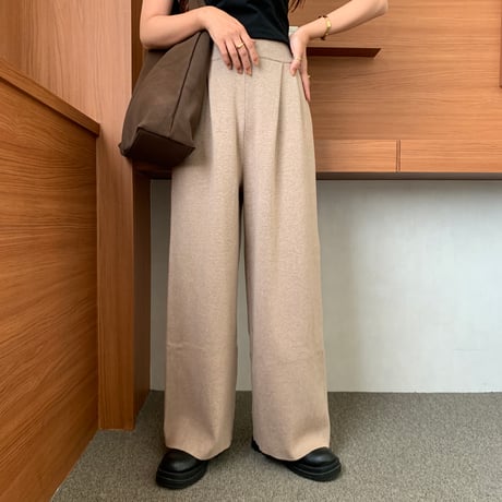 ツータックニットワイドパンツ