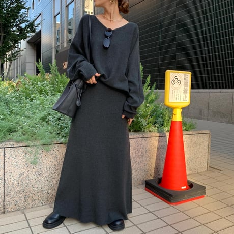 Vネック体系カバーニットセットアップ