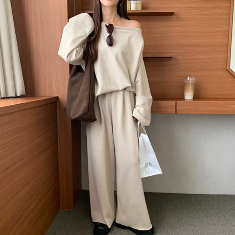 ンシンプルルーズオフショルニット