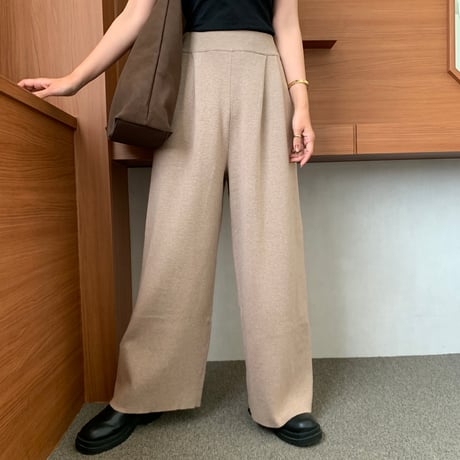 ツータックニットワイドパンツ