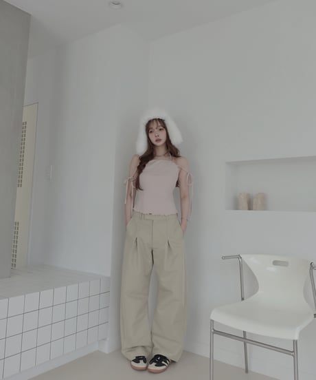 ボリュームタックバレルパンツ / Volume Tuck Barrel Pants