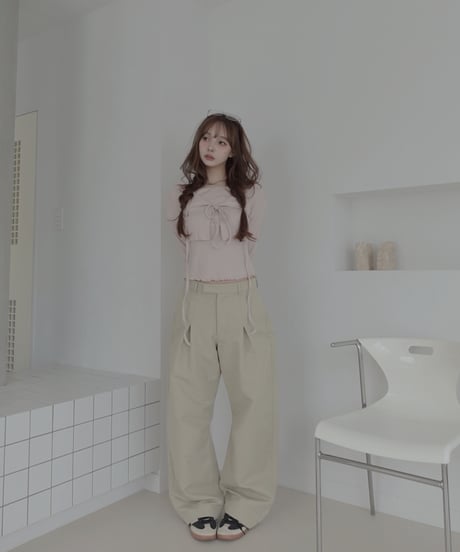 ボリュームタックバレルパンツ / Volume Tuck Barrel Pants