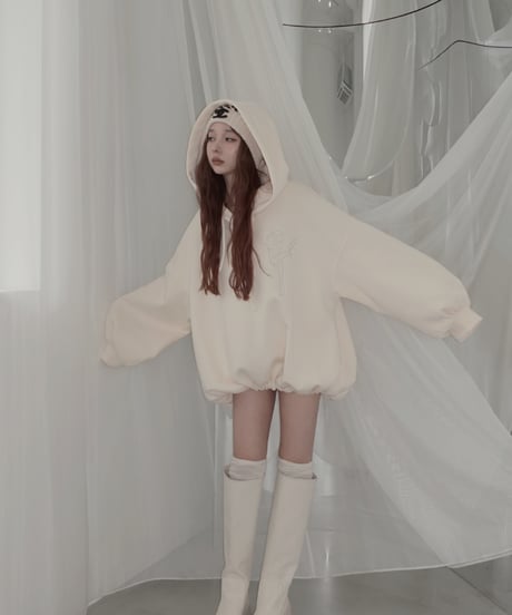 フリーレングスハートフーディ /Free-Length Heart Hoodie