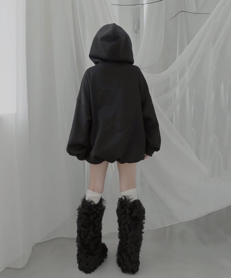 フリーレングスハートフーディ /Free-Length Heart Hoodie