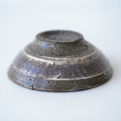 梅本尋司　U43-1　三島手針突文平杯