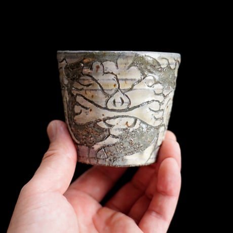 梅本尋司　U49-3　粉青掻落蓮華文カップ
