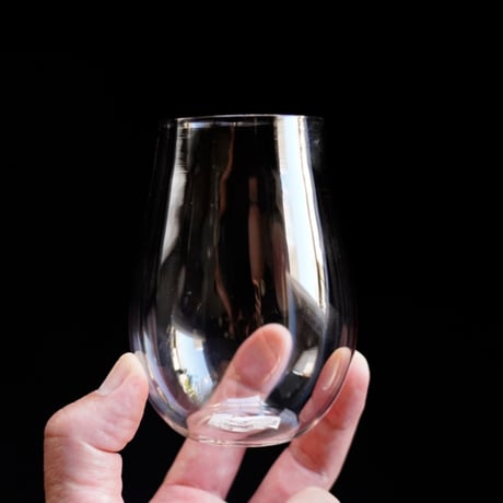 菊地大護　25. グラス　Brandy glass　個体差あり
