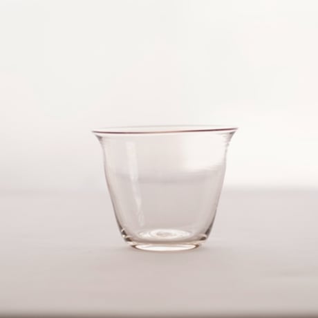 菊地大護　28. 茶杯　Tea cup　個体差あり