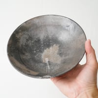 NO.37-C　芳賀稔　埋め焼き赤7寸リム鉢