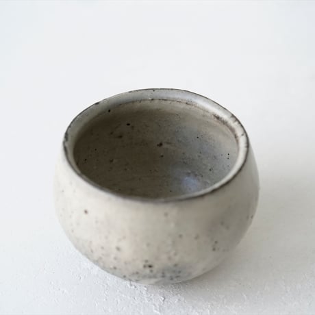 馬場勝文　1-C　荒土（粉引）　丸カップ