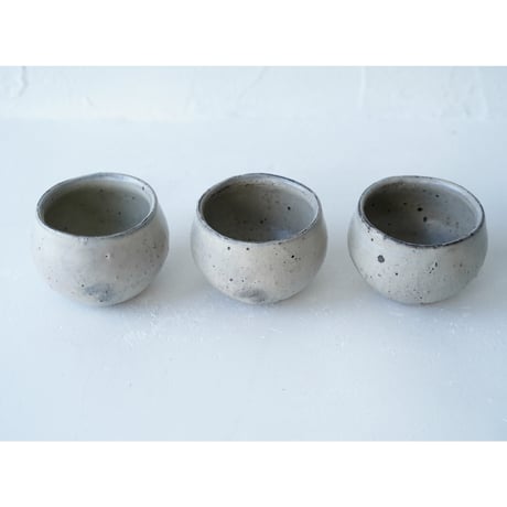 馬場勝文　1-A　荒土（粉引）　丸カップ 　※個体差あり