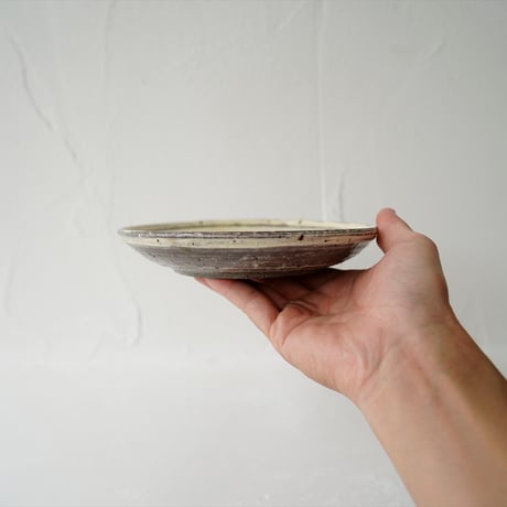 梅本尋司　U61-2　粉青掻落魚文6寸皿