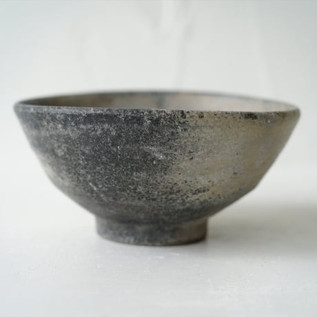 NO.81-C　   芳賀稔　埋め焼き茶わん