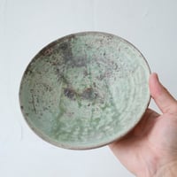 NO.3-B　芳賀稔　埋め焼き緑7寸浅鉢