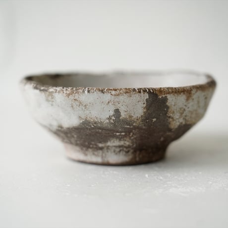 NO.65-D　   芳賀稔　剝白玉づくり3寸浅鉢