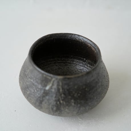 馬場勝文　4-B　荒土　しおげ茶碗  　大