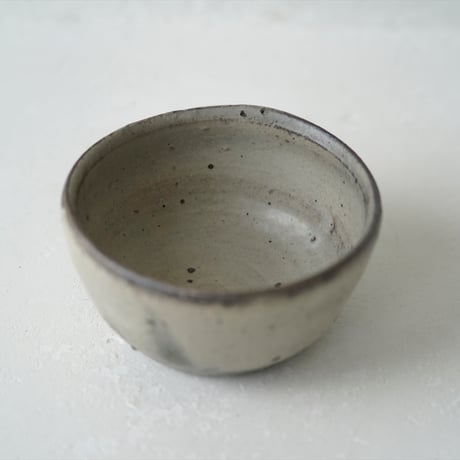 馬場勝文　11-C　荒土（粉引）　小鉢