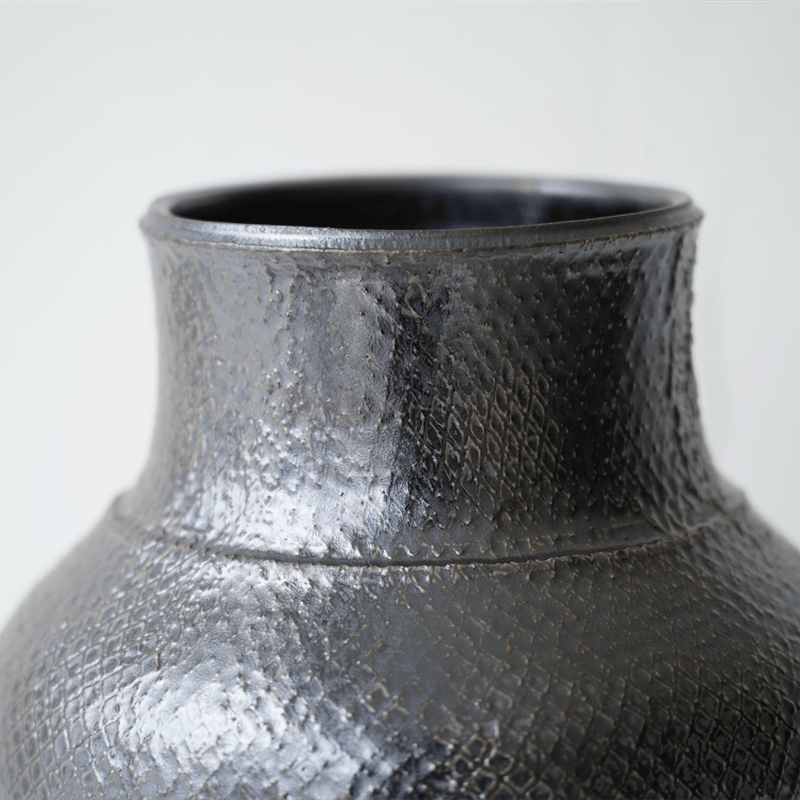 濱中史朗 50 花器 オイルレザーレース | JIBITA