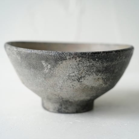 NO.81-C　   芳賀稔　埋め焼き茶わん