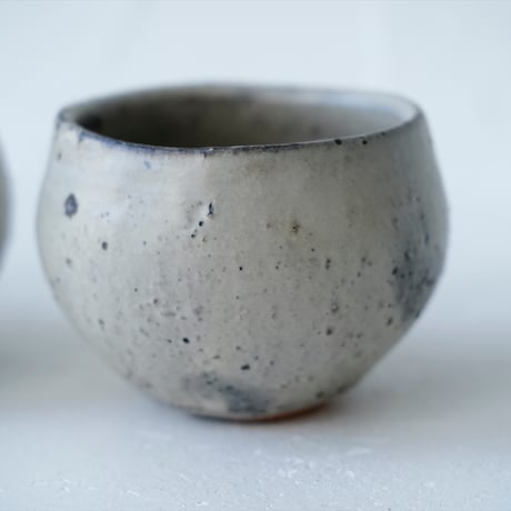 馬場勝文　1-A　荒土（粉引）　丸カップ 　※個体差あり