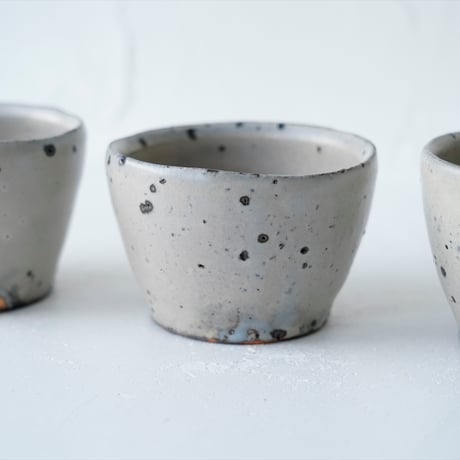 馬場勝文　8　荒土（粉引）　フリーカップ 　※個体差あり