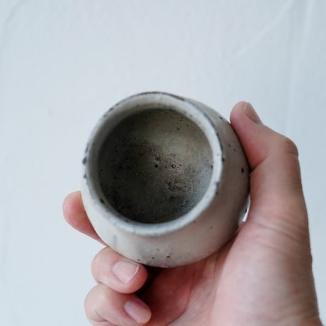 馬場勝文　2-A　荒土（粉引）　しおげ小湯呑