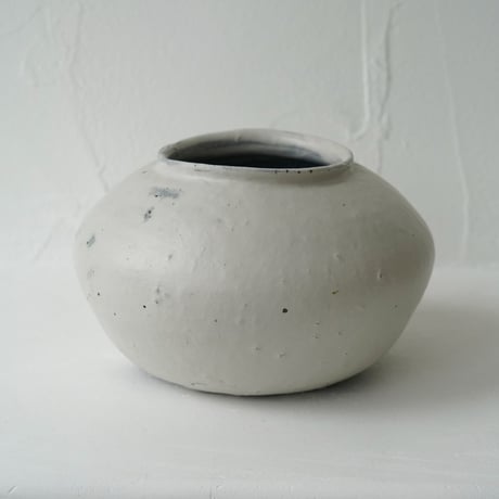 馬場勝文　189-A　荒土（粉引）　花器
