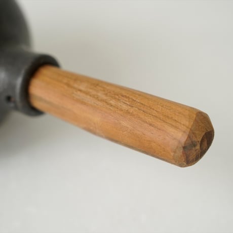馬場勝文　139-A　黒釉　急須