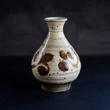 梅本尋司　U36-2　粉青鉄絵草花文瓶