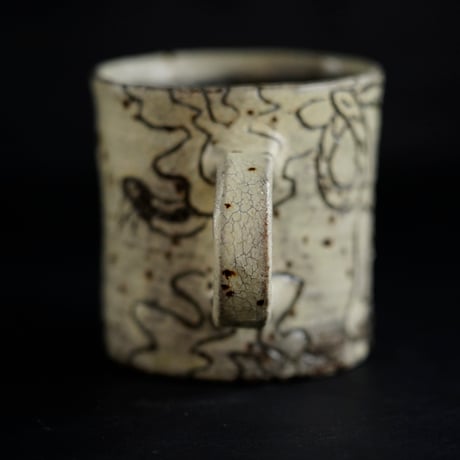 梅本尋司　U37-1　粉青掻落虎文マグカップ