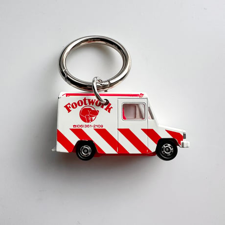 Tomica ISUZU VAN
